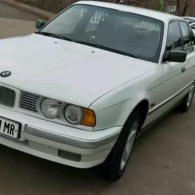 BMW 525 1989