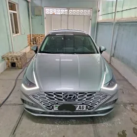 Hyundai Sonata 2021