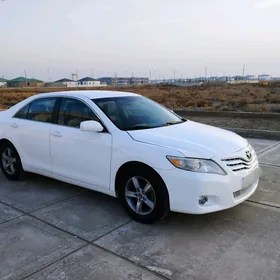 Toyota Camry 2010