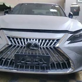 Lexus ES 350 2022