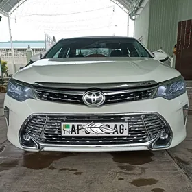 Toyota Camry 2016