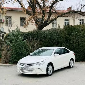 Toyota Camry 2016