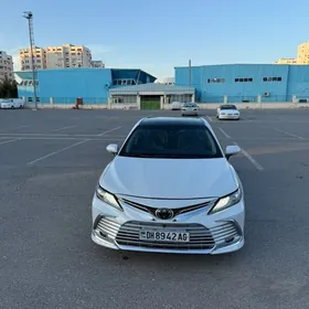 Toyota Camry 2018