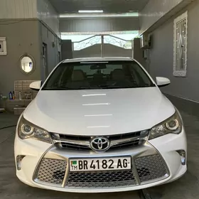 Toyota Camry 2015