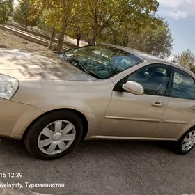 Chevrolet Lacetti 2005