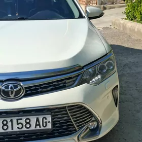 Toyota Camry 2014