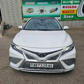 Toyota Camry 2021