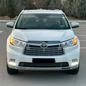 Toyota Highlander 2016