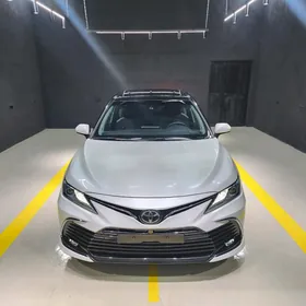 Toyota Camry 2023