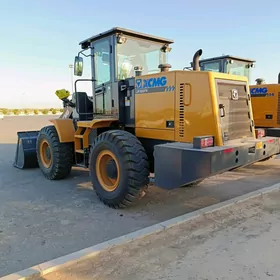 XCMG LW300F 2025