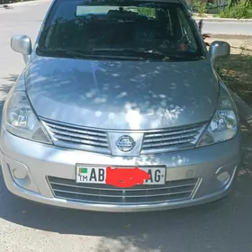 Nissan Versa 2010