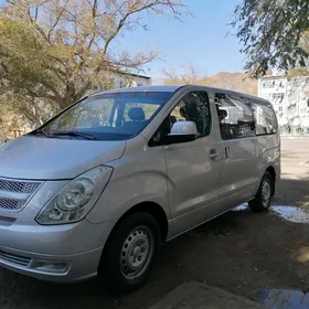 Hyundai H-1 2008