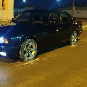 BMW 525 1993