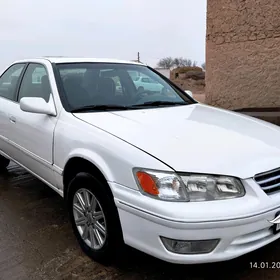 Toyota Camry 2000