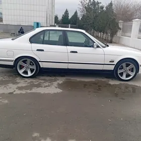 BMW 525 1992