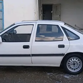 Opel Vectra 1993