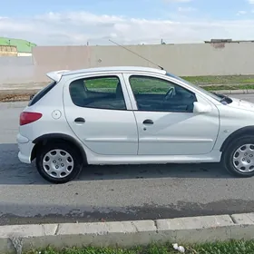 Peugeot 206 2010