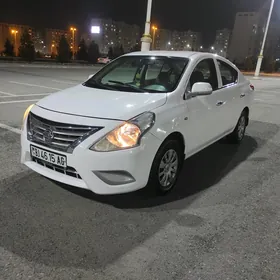 Nissan Sunny 2014