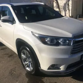 Toyota Highlander 2014