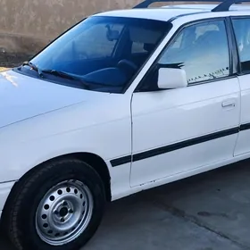 Opel Astra 1993