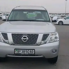 Nissan Patrol 2010