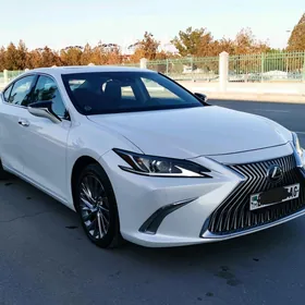 Lexus ES 350 2021