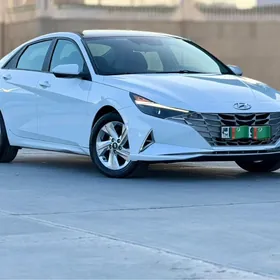 Hyundai Elantra 2021