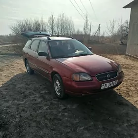 Suzuki Baleno 2001