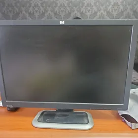 монитор HP L2208W