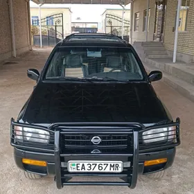 Nissan Pathfinder 1998