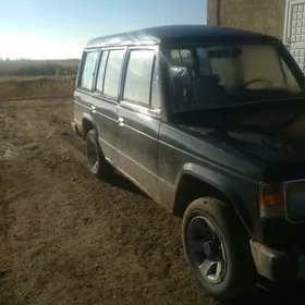 Mitsubishi Pajero 1985