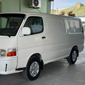 Toyota Hiace 2004