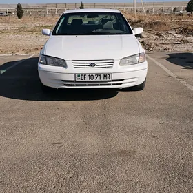 Toyota Camry 1998