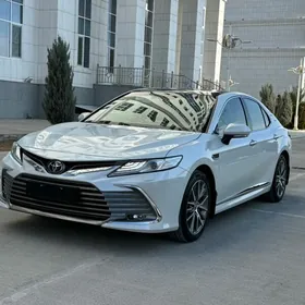 Toyota Camry 2023