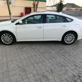 Toyota Avalon 2015