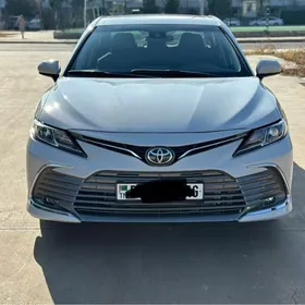 Toyota Camry 2022