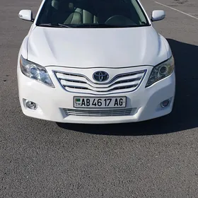 Toyota Camry 2011