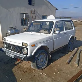 Lada Niva 1983