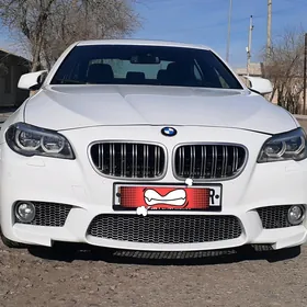 BMW F10 M5 2011