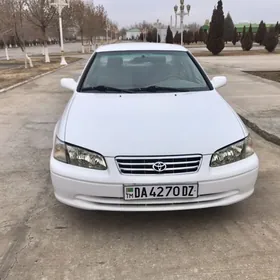 Toyota Camry 2000