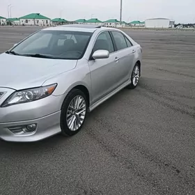 Toyota Camry 2010