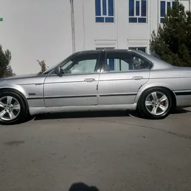 BMW 525 1990