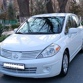 Nissan Versa 2009