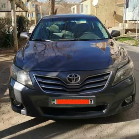 Toyota Camry 2010