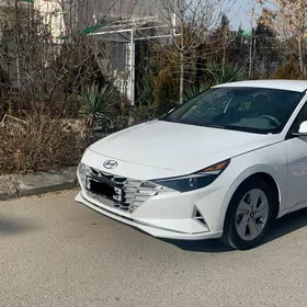 Hyundai Elantra 2021