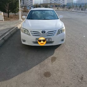 Toyota Camry 2010