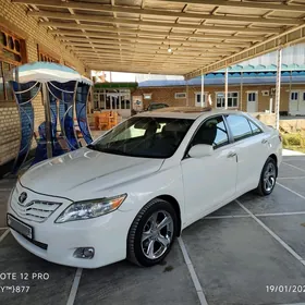 Toyota Camry 2010