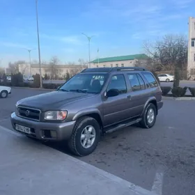 Nissan Pathfinder 2002