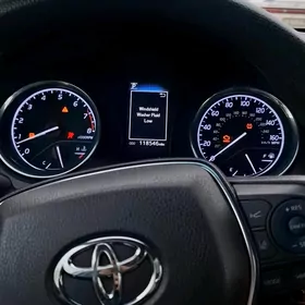 Toyota Camry 2020