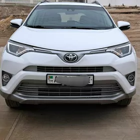 Toyota RAV4 2017